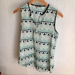 Collective Concepts Abstract pattern print sleeveless blouse
